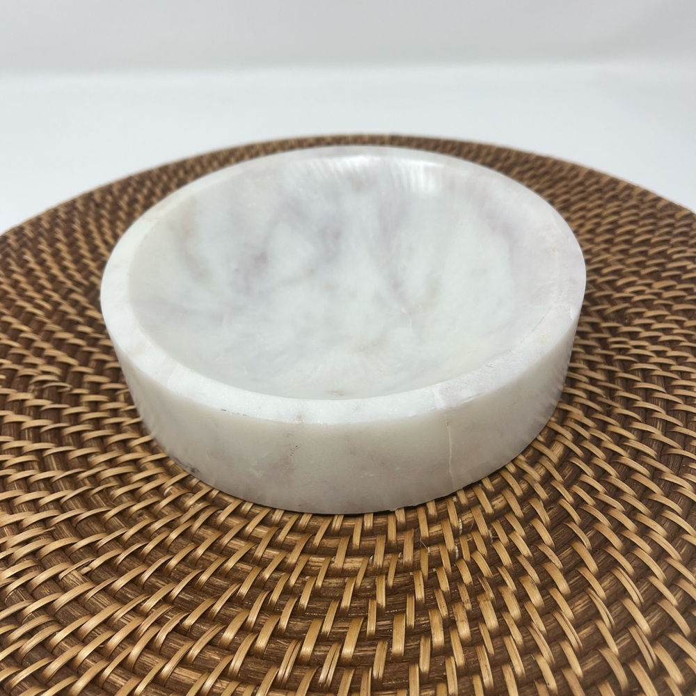 Elegant White Moca Marble Bowl AshTray Dish